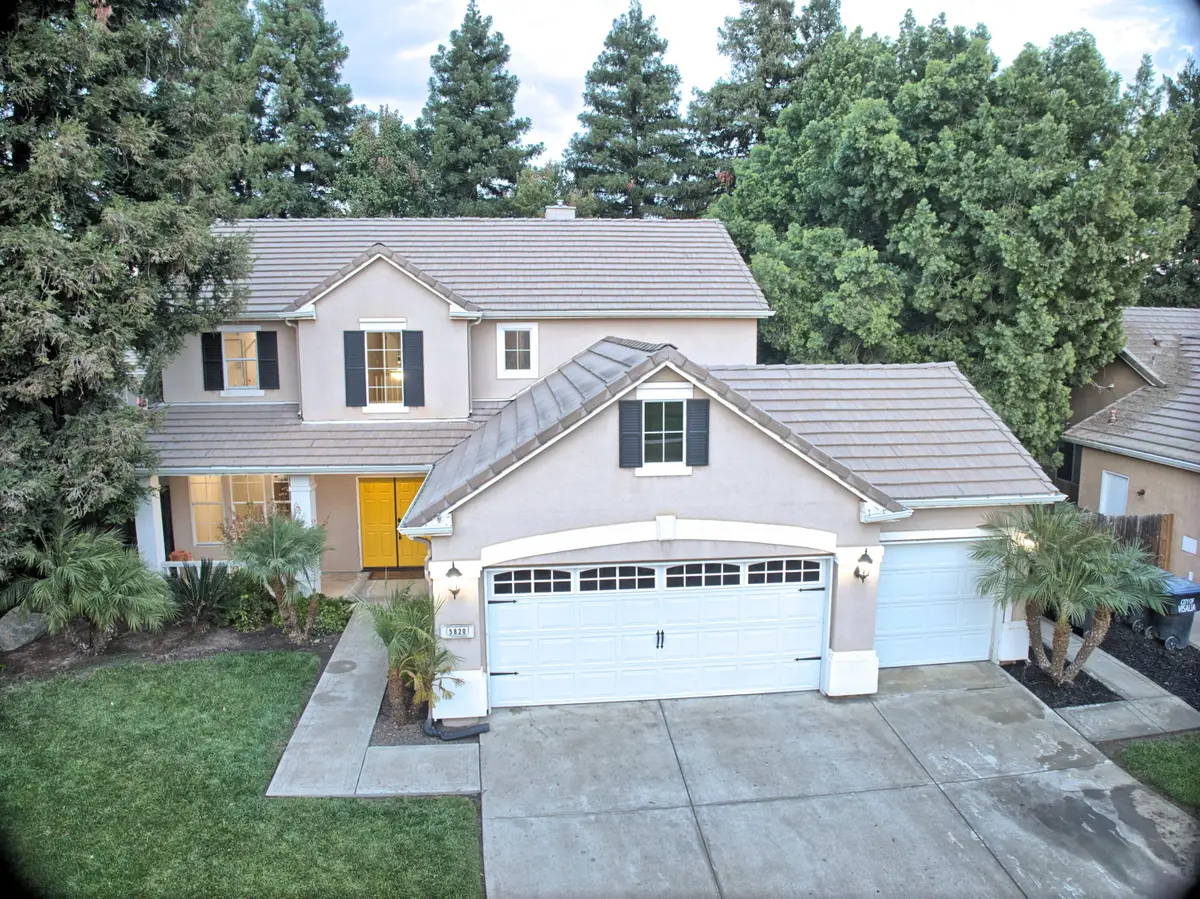 5820 W Lisendra Drive, Visalia, CA 93277 - Image #1