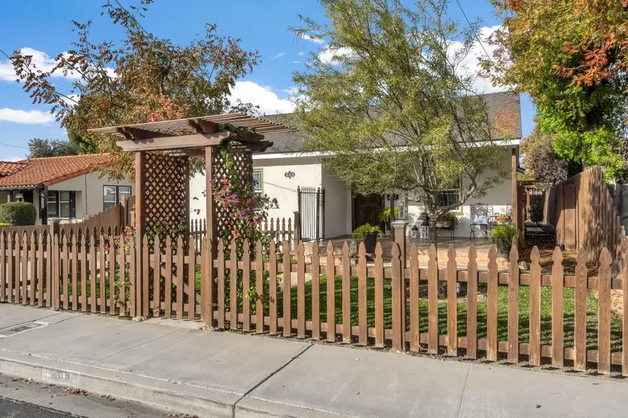 408 W Malone Street, Hanford, CA 93230 - Image #3