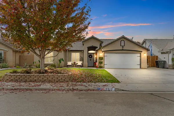 2217 S Virmargo Street, Visalia, CA 93292