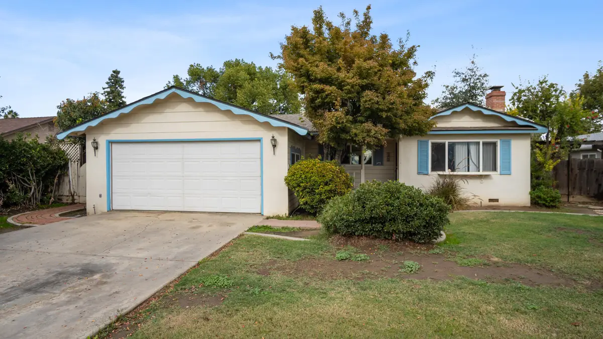 1704 W Morton Avenue, Porterville, CA 93257 - Image #1