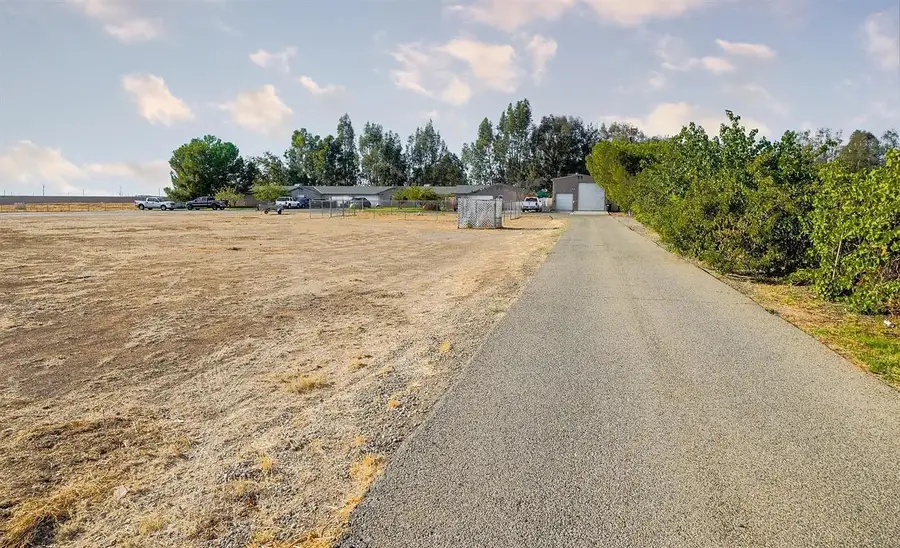 34681 Ave 12, Madera, CA 93636 - Image #3