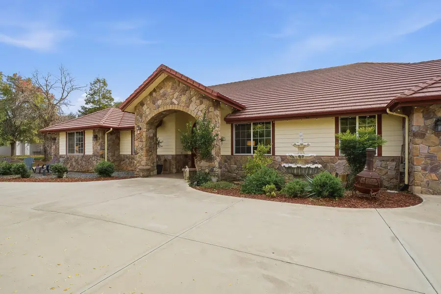 16777 Coyote Drive, Springville, CA 93265 - Image #2