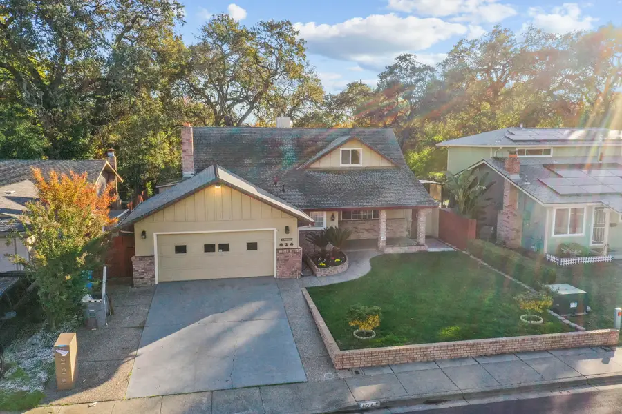 424 Beelard Drive, Vacaville, CA 95688 - #2