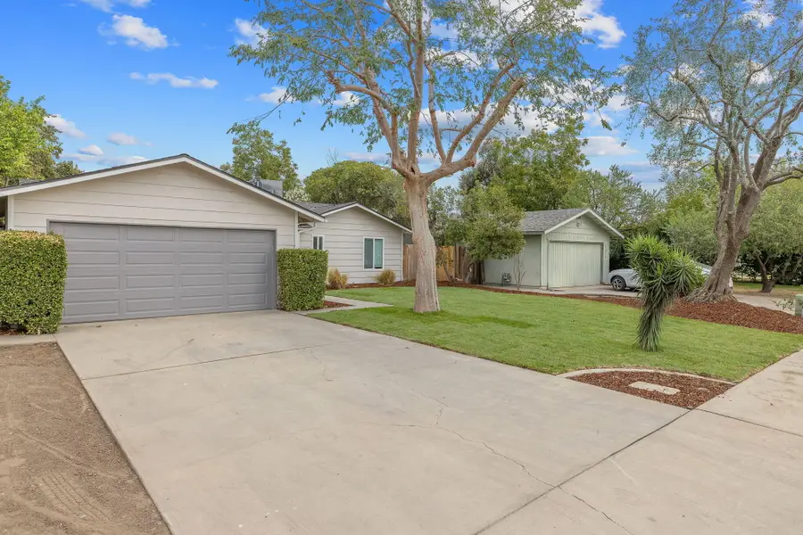 4024 W Howard Avenue, Visalia, CA 93277 - Image #3