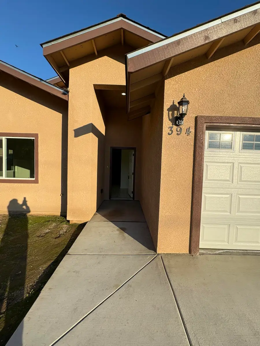 394 S Camelia Avenue, Farmersville, CA 93223 - Image #2