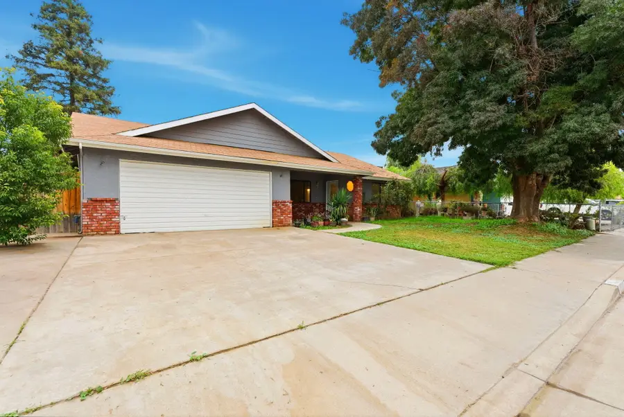 2320 W Kanai Avenue, Porterville, CA 93257 - Image #3