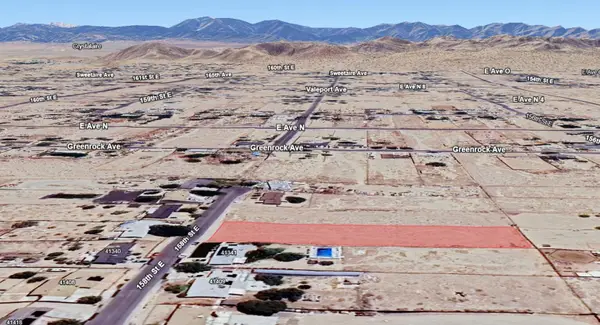 158 Ste Vic Lanfair Avenue E, Lake Los Angeles, CA 93535