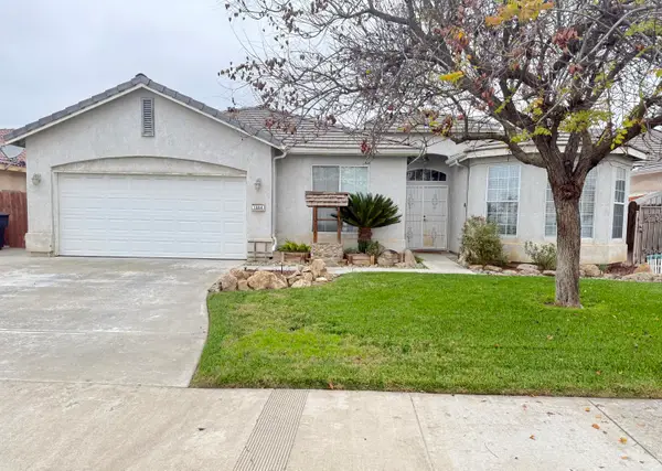 1044 W Orange Street, Hanford, CA 93230
