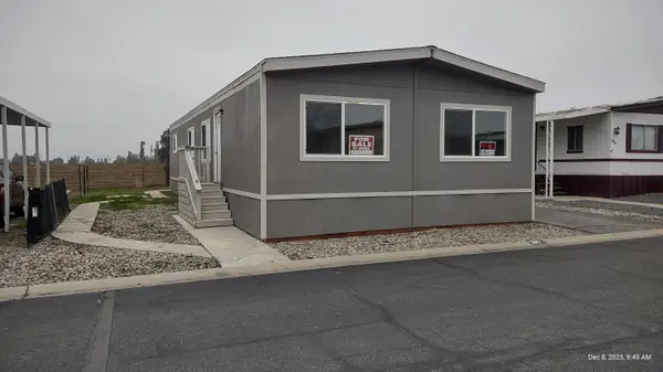 720 E Worth #221, Porterville, CA 93257