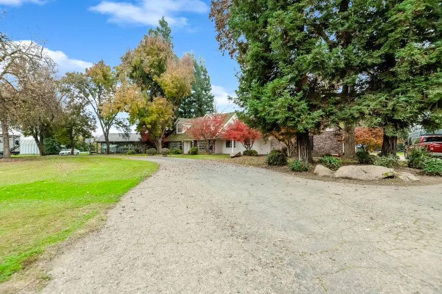 31767 Road 166, Visalia, CA 93292 - Image #2
