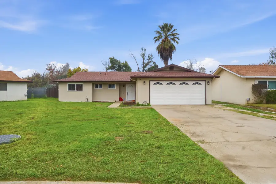 2705 S Bollinger Street, Visalia, CA 93277 - Image #2