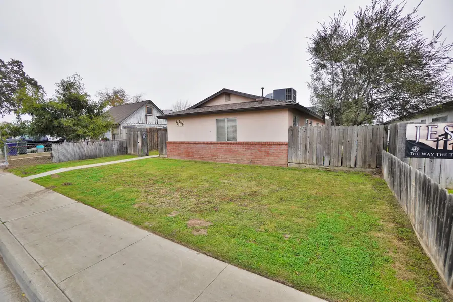 501 E Florinda Street, Hanford, CA 93230 - Image #3