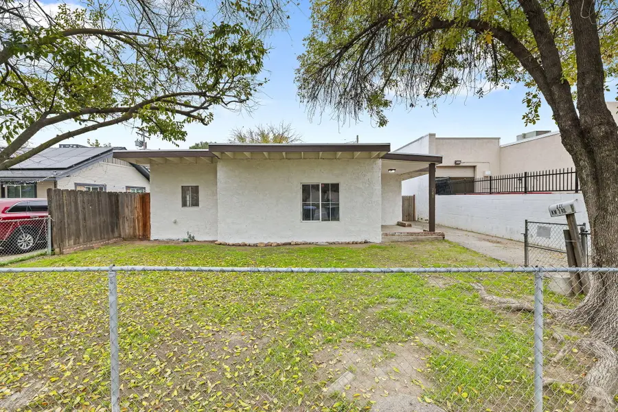 321 NW 3rd Avenue, Visalia, CA 93291 - Image #2