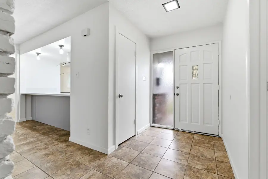 179 W Hazelwood Place, Lemoore, CA 93245 - Image #3