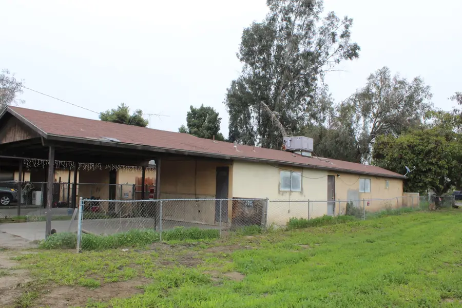 389 S Cornell Street, Porterville, CA 93257 - Image #3
