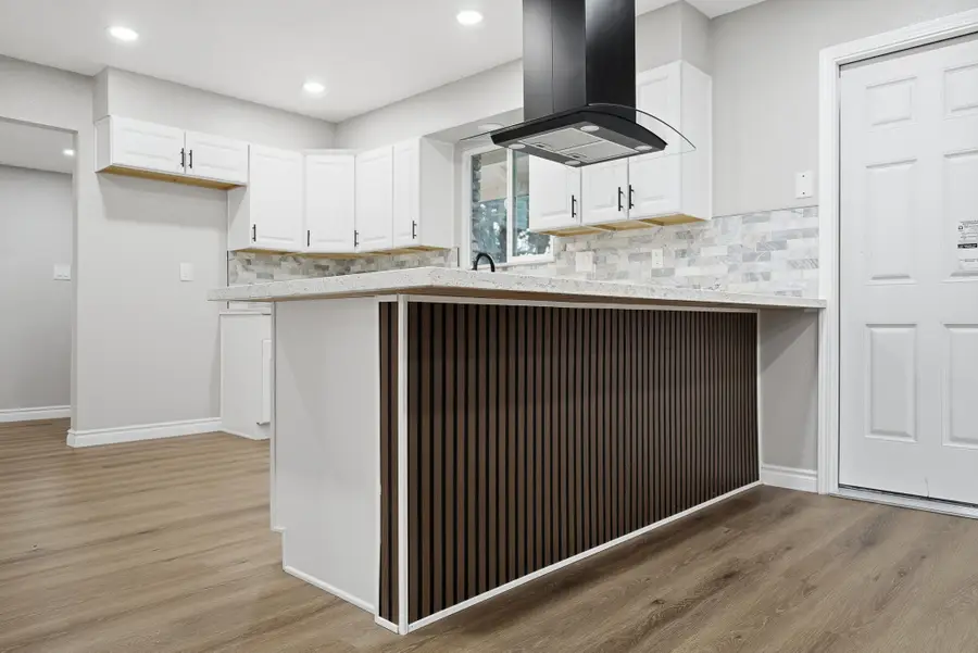 3311 W Sue Avenue, Visalia, CA 93277 - Image #3