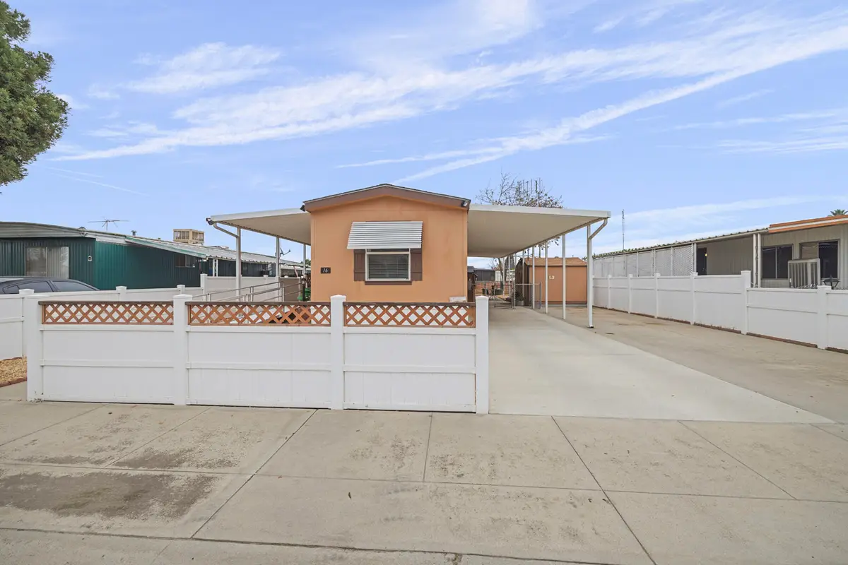 560 W Pleasant Avenue #16, Tulare, CA 93274 - #1