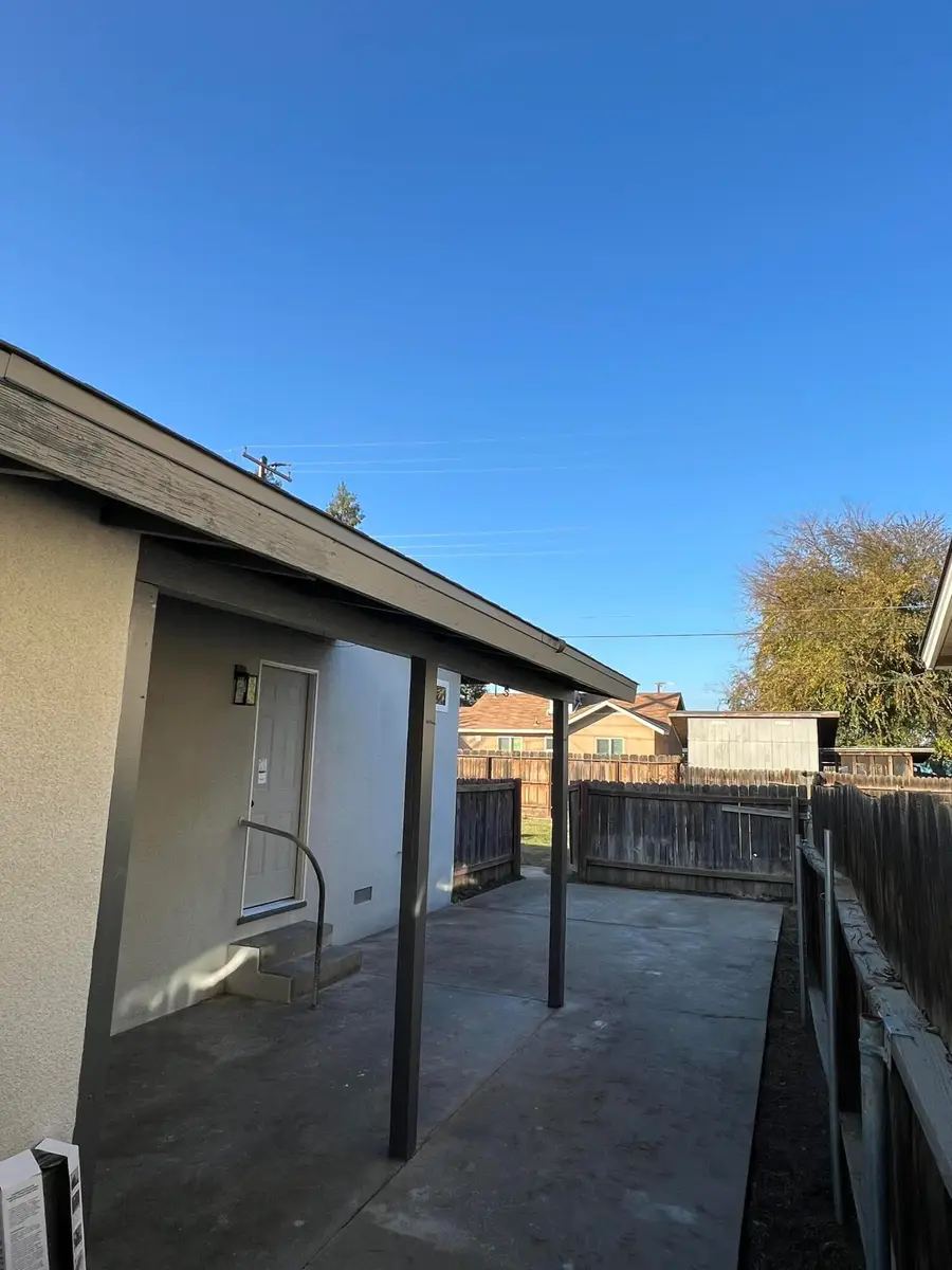 614 N View Street, Visalia, CA 93292 - Image #2