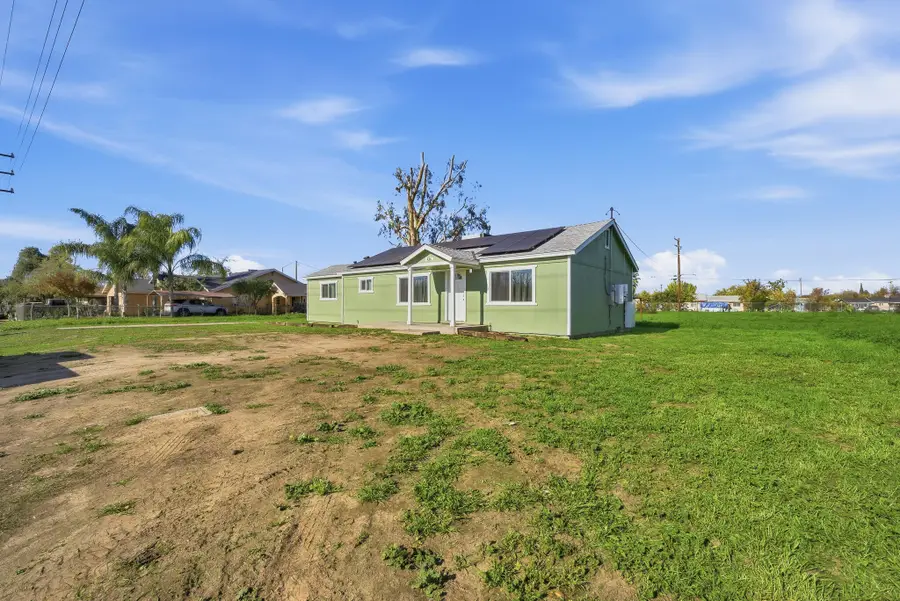 426 W Terra Bella Avenue, Pixley, CA 93256 - Image #3