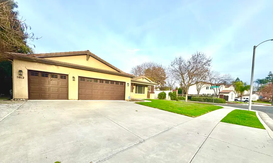 5812 W Ceres Avenue, Visalia, CA 93291 - #2