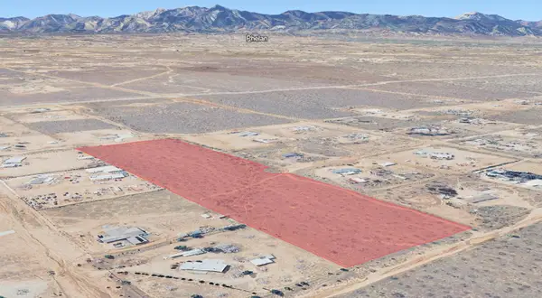 Begonia Road, Phelan, CA 92371