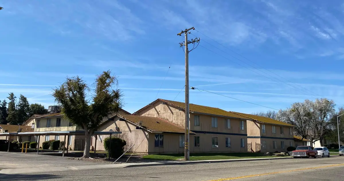 657 W Parlier Avenue #106, Reedley, CA 93654 - Image #1