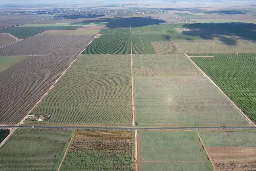 37107 Ave 9, Madera, CA 93636 - Image #3