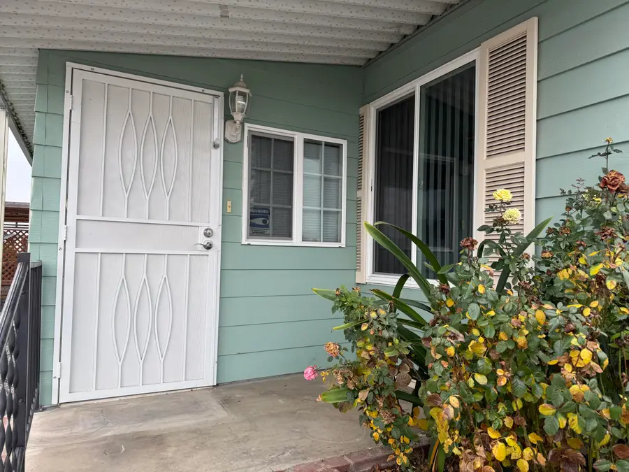 2627 W Midvalley Avenue #88, Visalia, CA 93277 - Image #2