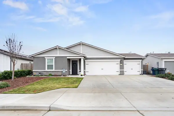 2367 Sawgrass Avenue, Tulare, CA 93274