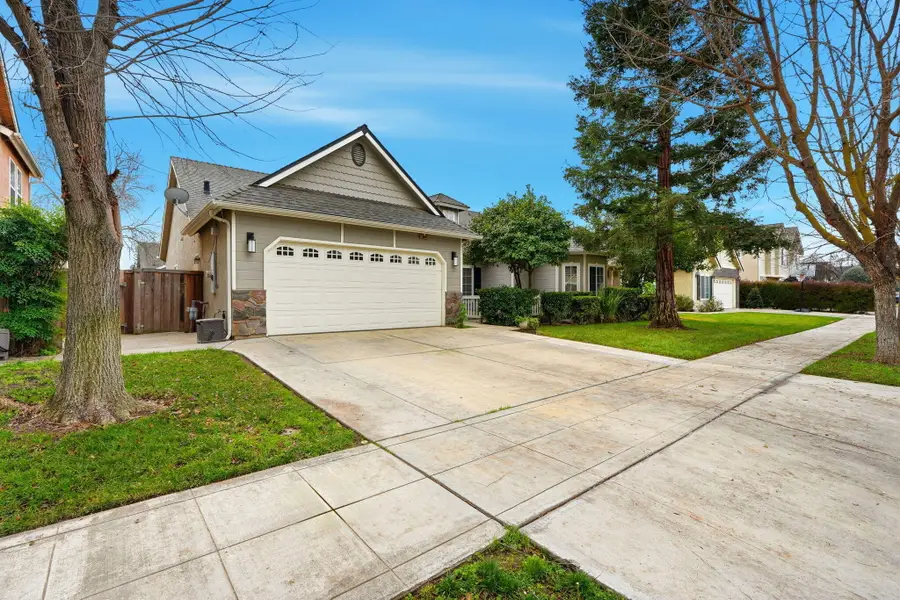 255 E Shimizu Avenue, Reedley, CA 93654 - Image #3