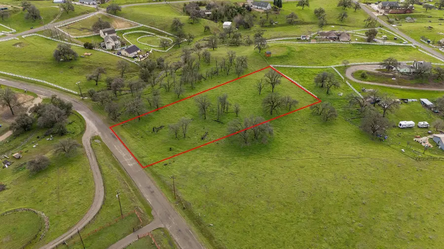 216 Lot Drive, Sanger, CA 93657 - Image #2