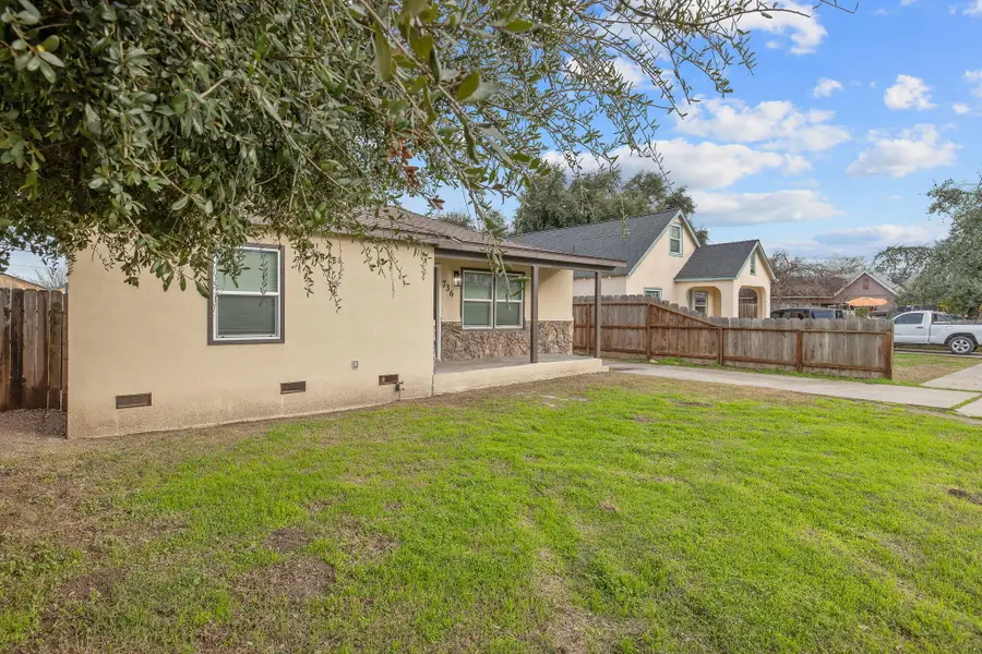 736 S Victoria Street, Tulare, CA 93274 - Image #3