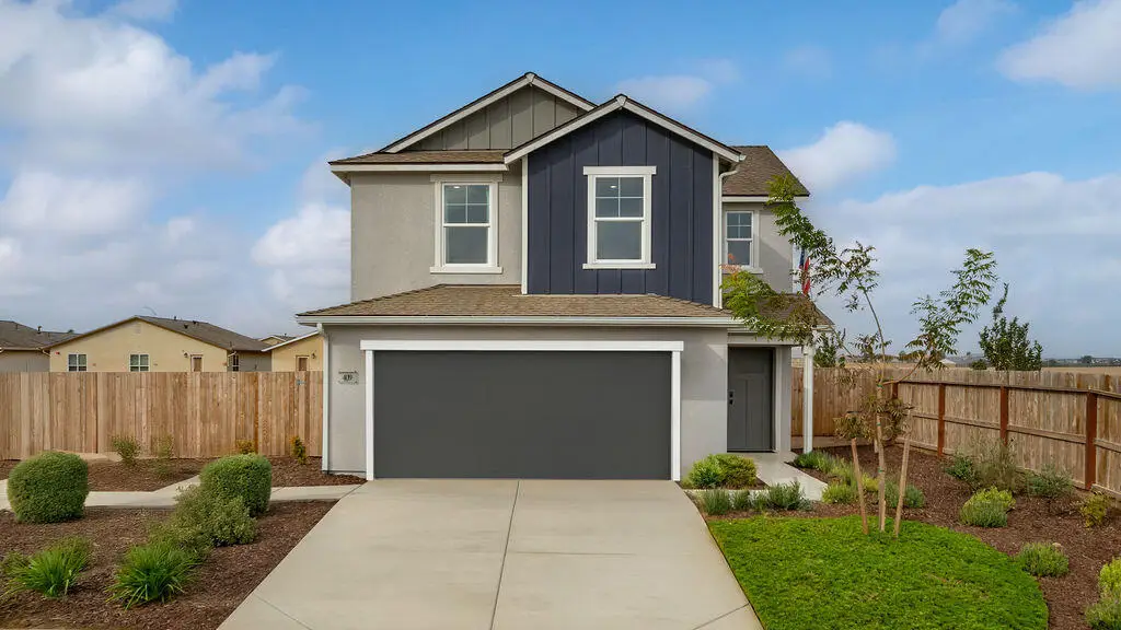 1922 Oak Falls Court #5 Wo, Tulare, CA 93274 - Image #1