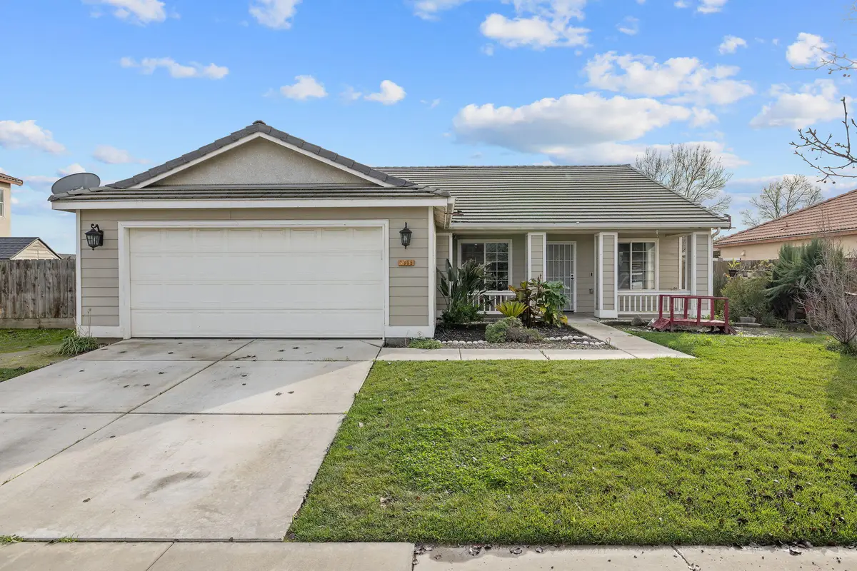 1365 Muscat Court, Hanford, CA 93230 - Image #1