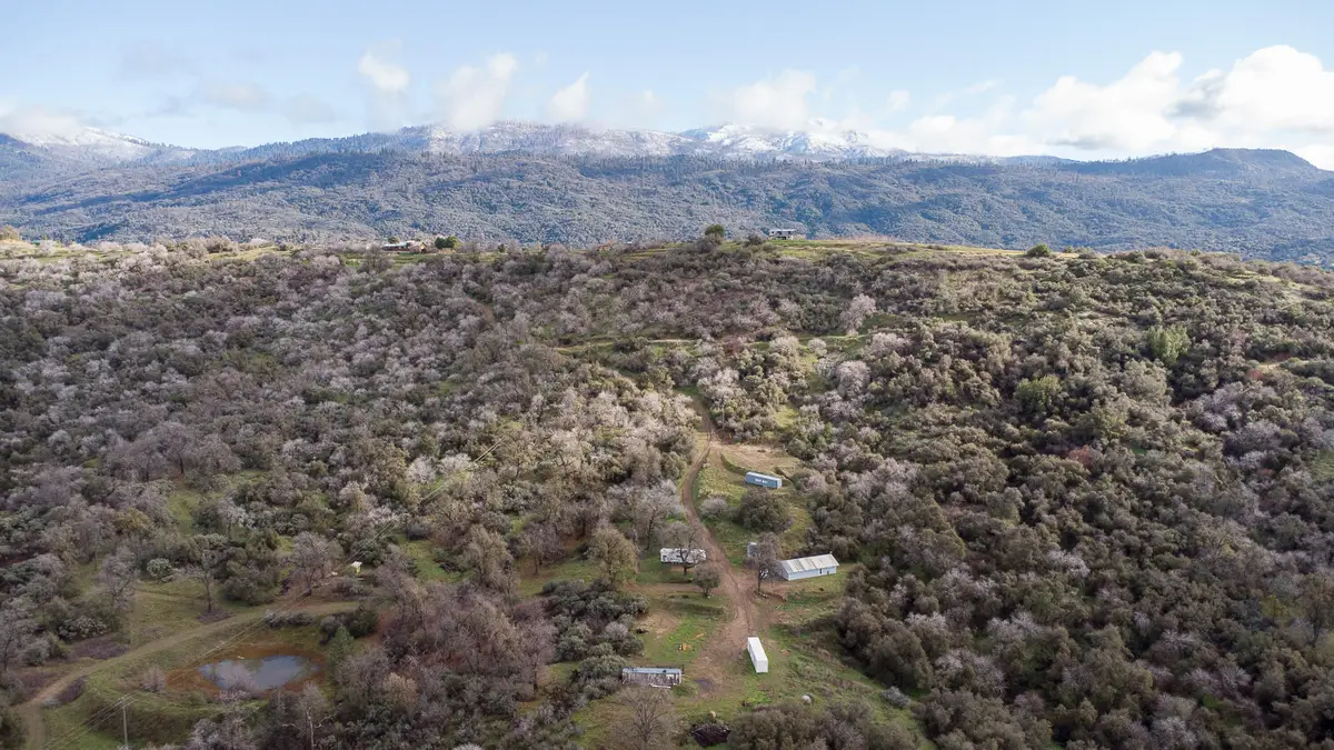 369 Hogback Dr Drive, Badger, CA 93603 - Image #1