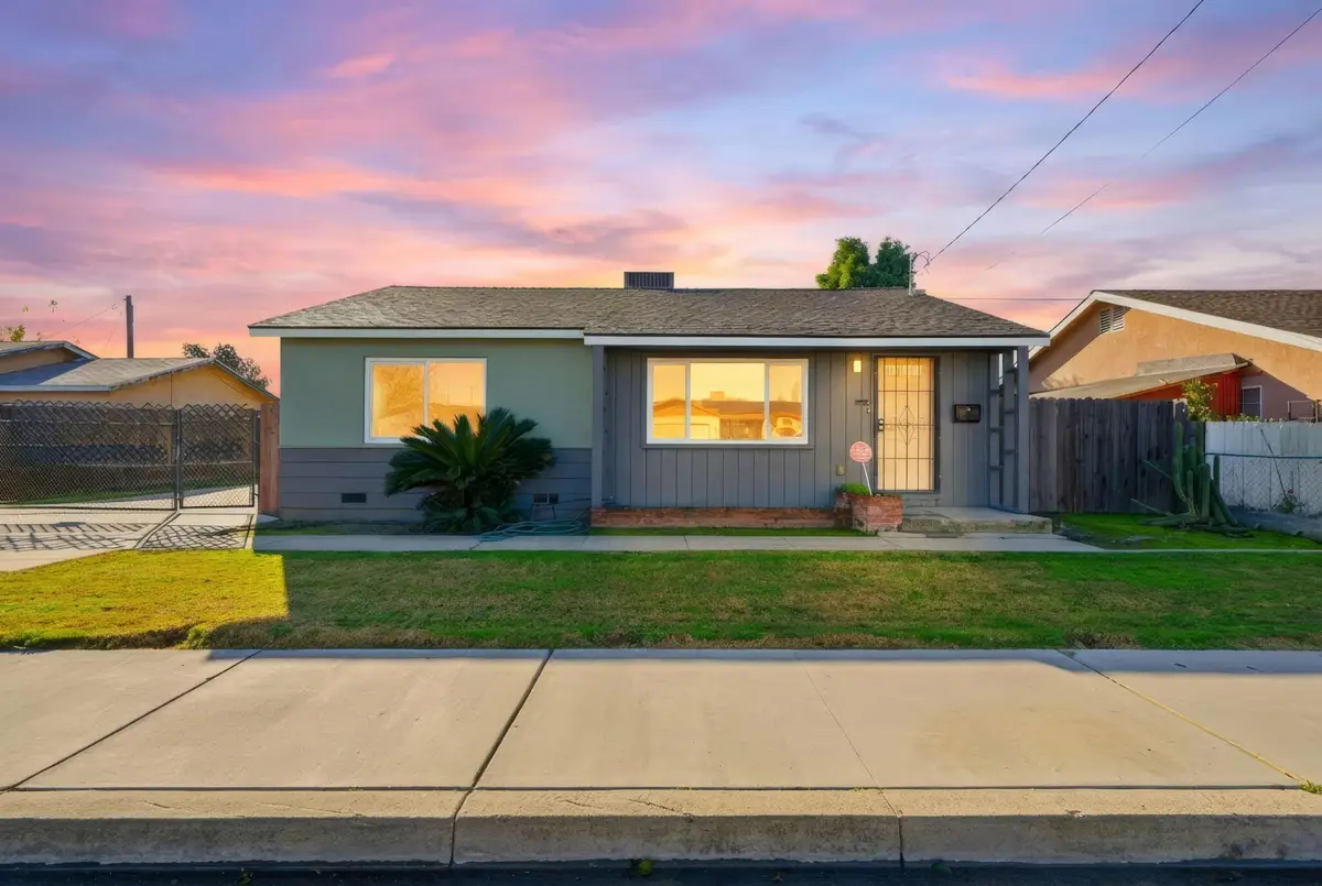 1683 W Morton Avenue, Porterville, CA 93257 - Image #1