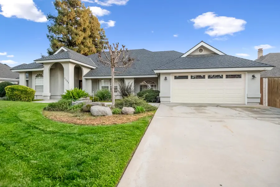 2537 E Hillcrest Court, Visalia, CA 93292 - Image #3