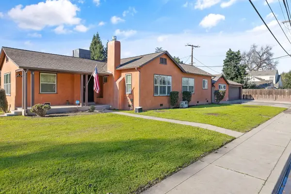 1300 W College Avenue, Visalia, CA 93277