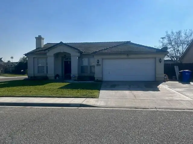 1865 W Wall Avenue, Porterville, CA 93257 - Image #1
