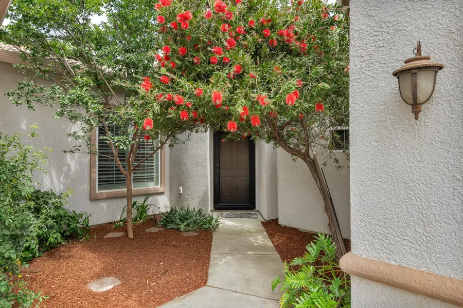 3020 W Ceres Avenue, Visalia, CA 93291 - Image #3