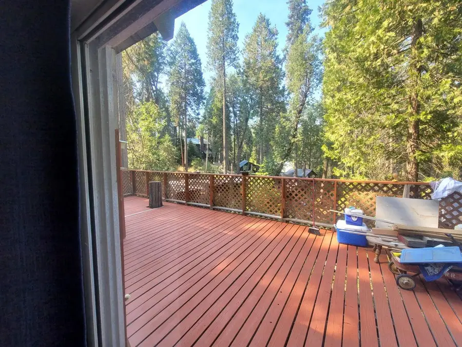 57918 Redwood Trail, Badger, CA 93603 - Image #2