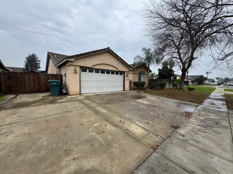 1440 Cottage Grove Avenue, Tulare, CA 93274 - Image #3
