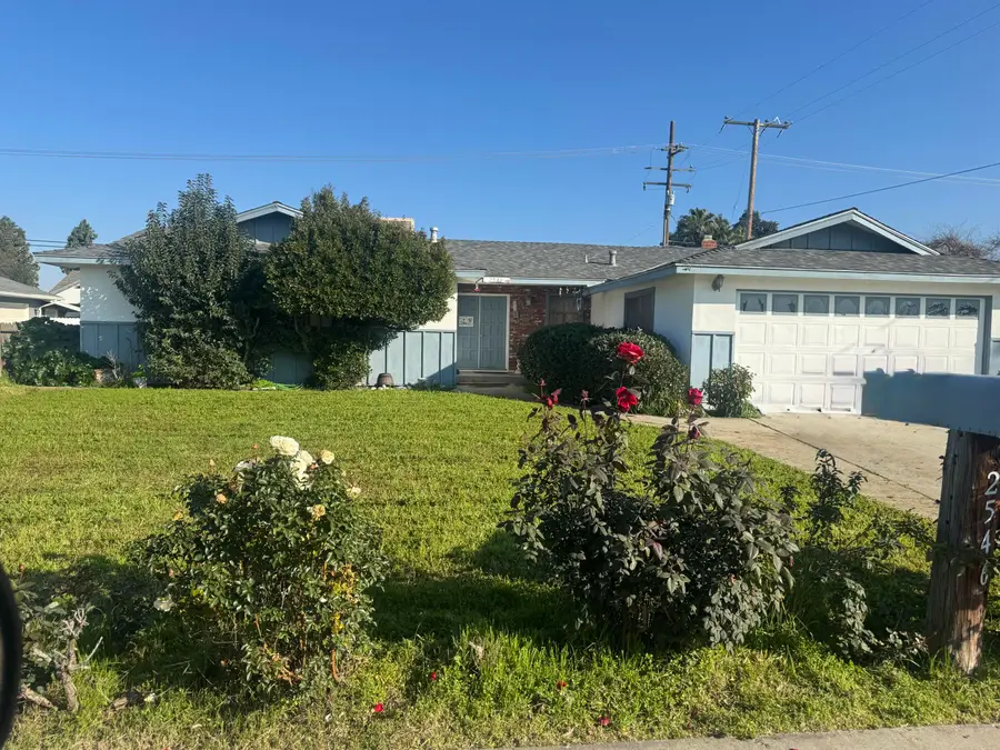 2546 S Woodland Street, Visalia, CA 93277 - Image #3