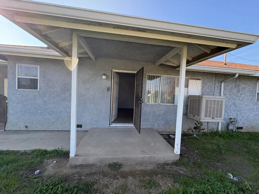 1241 W Putnam Avenue #A, Porterville, CA 93257 - Image #3