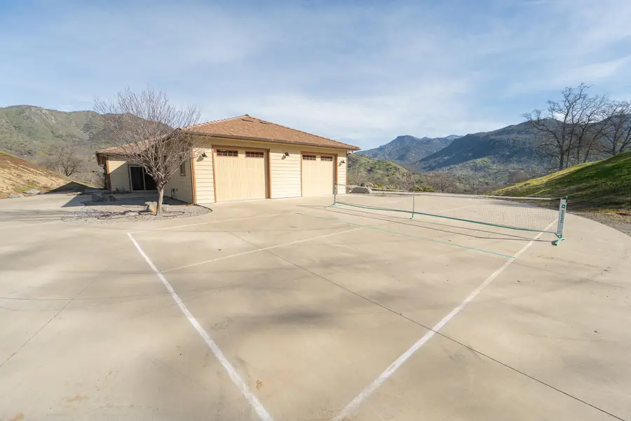 43433 Kaweah River Drive, Three Rivers, CA 93271 - Image #2