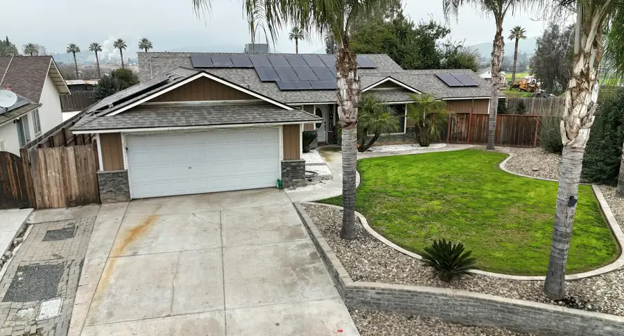724 E Kanai Avenue, Porterville, CA 93257 - Image #3