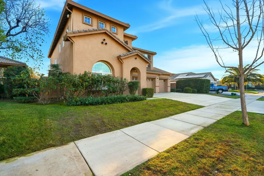 3205 W Perez Avenue, Visalia, CA 93291 - Image #3