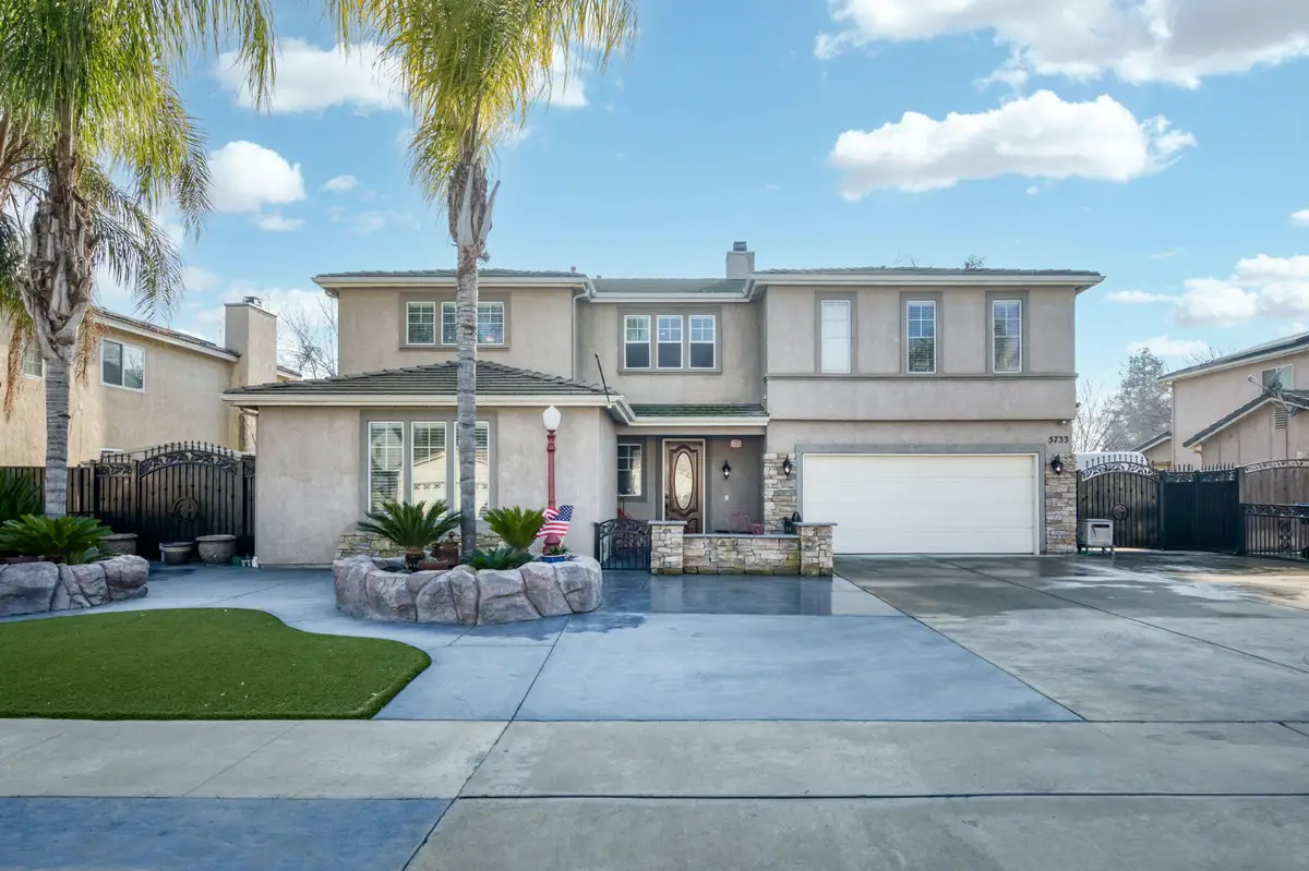 5733 W Babcock Avenue, Visalia, CA 93291 - Image #1