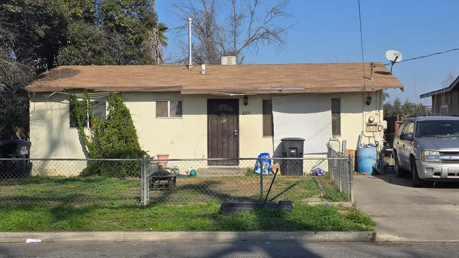 632 E Douglas Avenue, Visalia, CA 93292 - Image #3