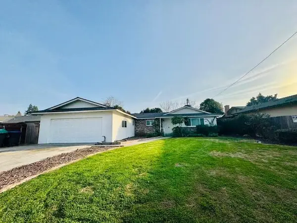 3035 W Cambridge Avenue, Visalia, CA 93277